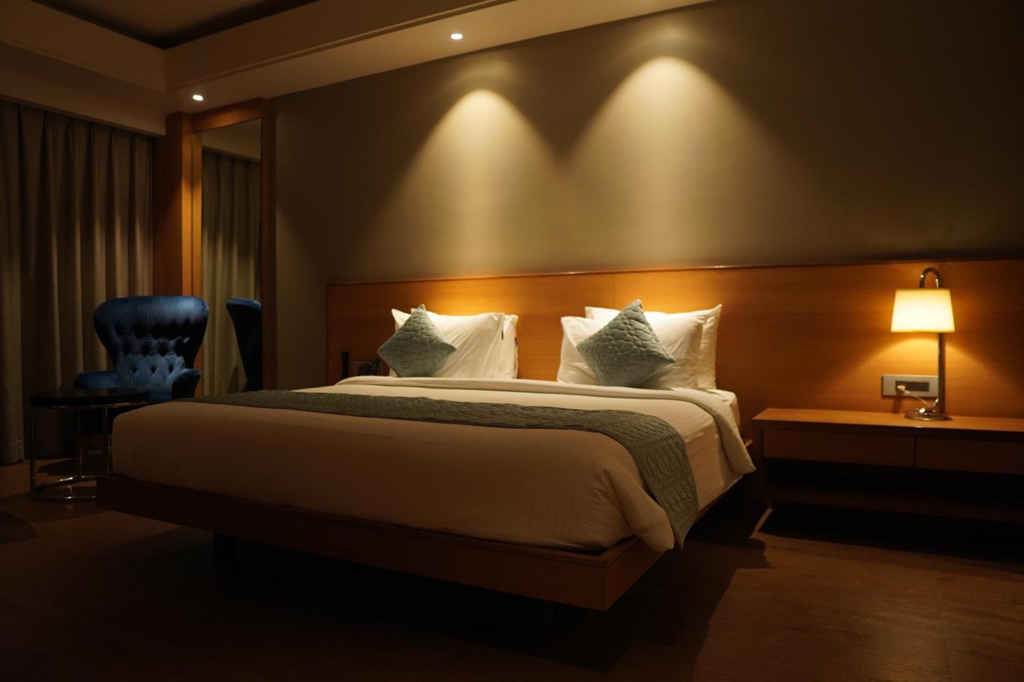 กีรันศรี แกรนด์ Hotel กูวาฮาติ ภายนอก รูปภาพ